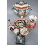 A quantity of mixed Oriental ceramics, tallest 28cm