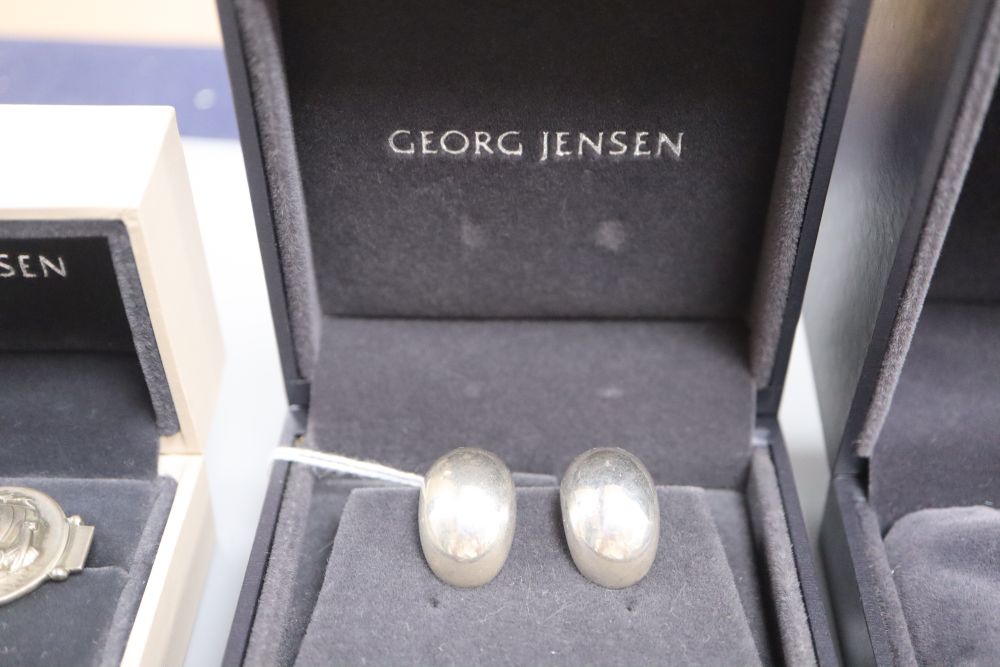 Allan Scharff for Georg Jensen, a pair of sterling silver 'Alliiance' earrings, No. 555 and two - Image 3 of 4