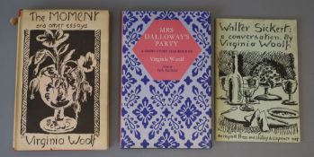 Woolf, Virginia - The Moment and other Essays, 1st edition, with price clipped dj, designed by