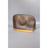 A Louis Vuitton handbag, 25cm