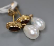 A pair of mid to late 20th century 9ct gold, garnet and freshwater pearl set drop earrings, 21mm,