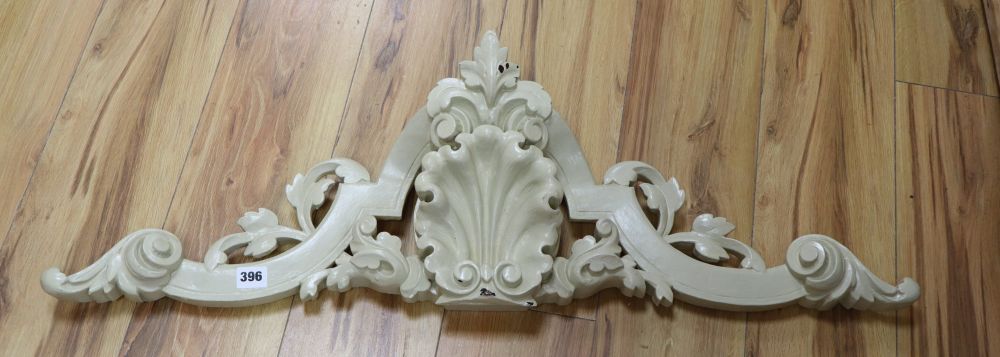 A French carved wood cornice, c1900, 19 x 28cm