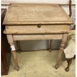A Victorian pine clerk's desk, width 76cm, depth 56cm, height 88cm