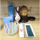 A Victorian agate ware teapot and sundry ceramics and glass (8)