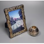 A small Persian white metal dish with inset coin, 67mm, a sterling small vase and a modern silver
