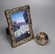 A small Persian white metal dish with inset coin, 67mm, a sterling small vase and a modern silver