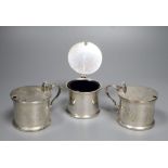 A matched set of three modern silver drum mustards with liners, Spink & Son, London 1773(2) &