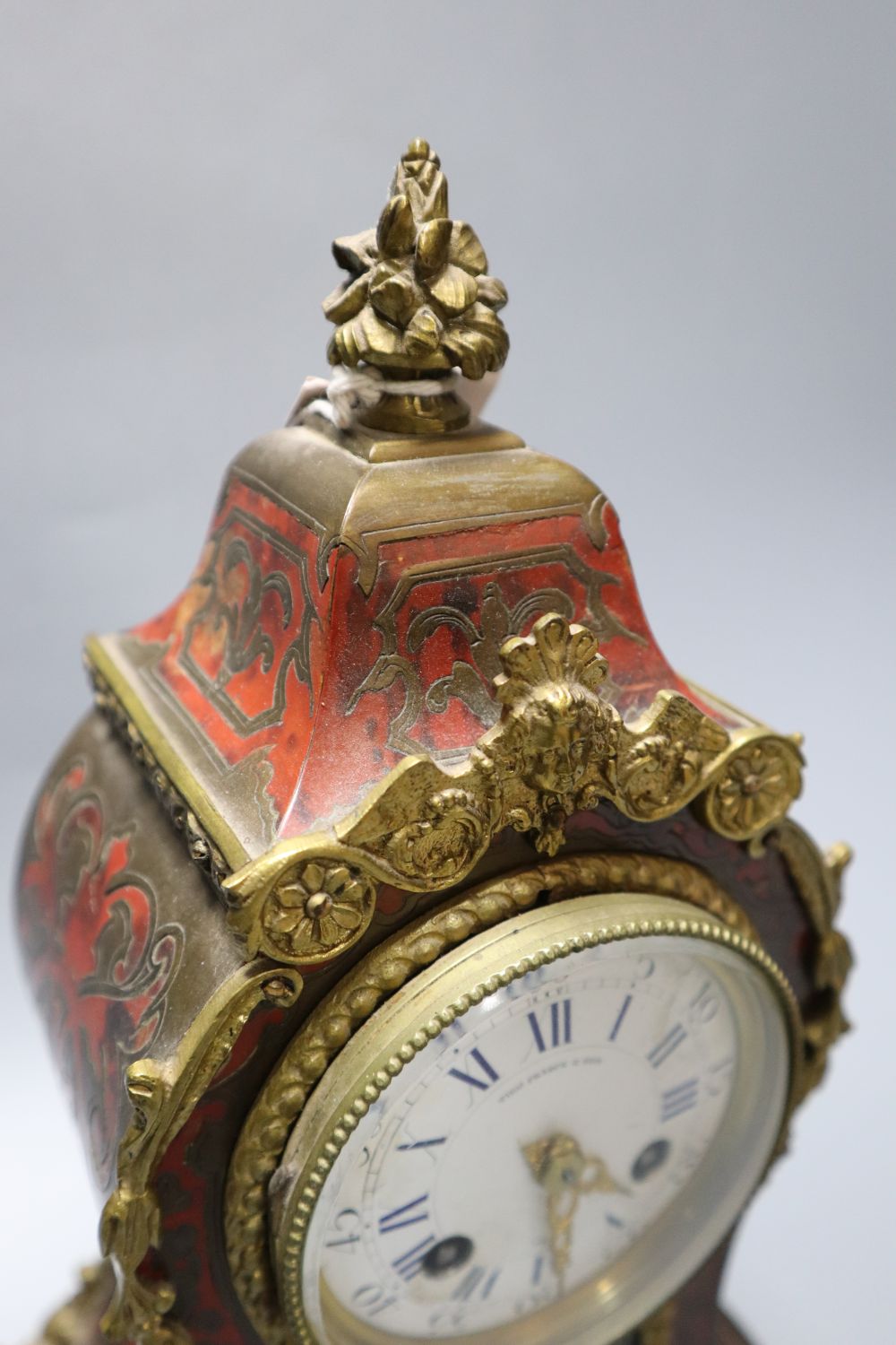 A 19th century French boullework and ormolu mounted mantel clock, dial signed by retailer Thos. - Image 3 of 8