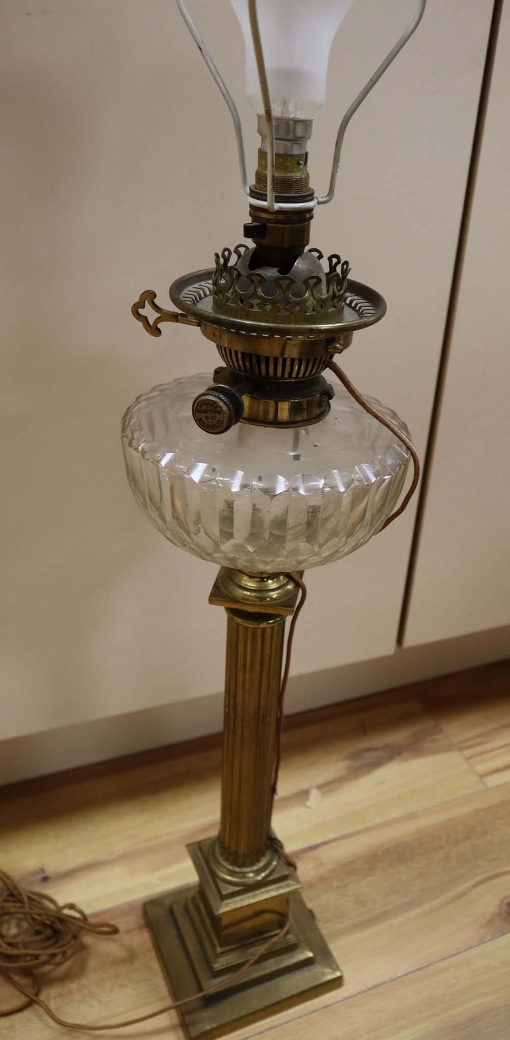 A Victorian brass stem oil lamp, height 58cm excl light fitting - Image 2 of 4