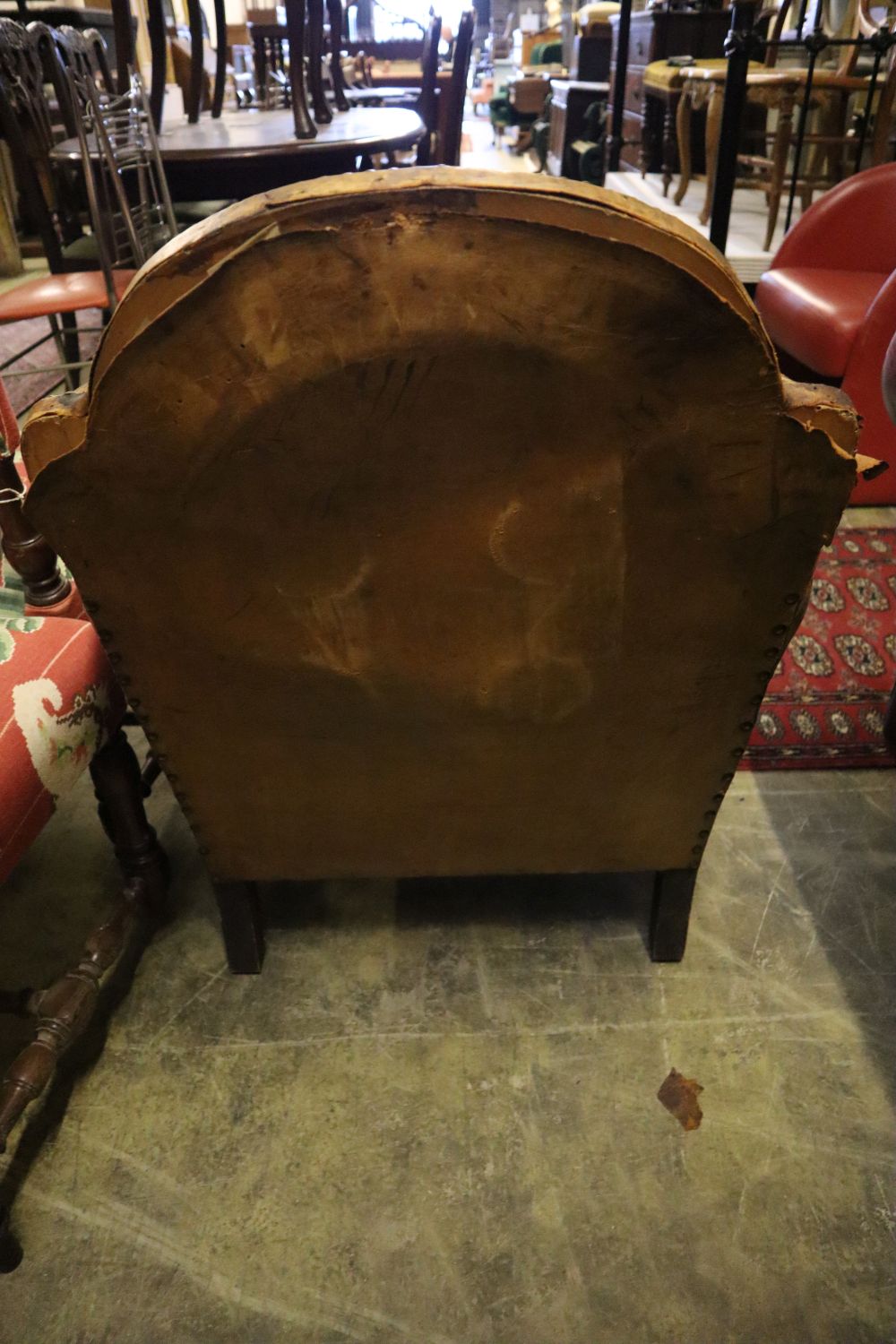 A French tan leather club armchair (a.f), width 76cm, depth 70cm, height 87cm - Image 3 of 3