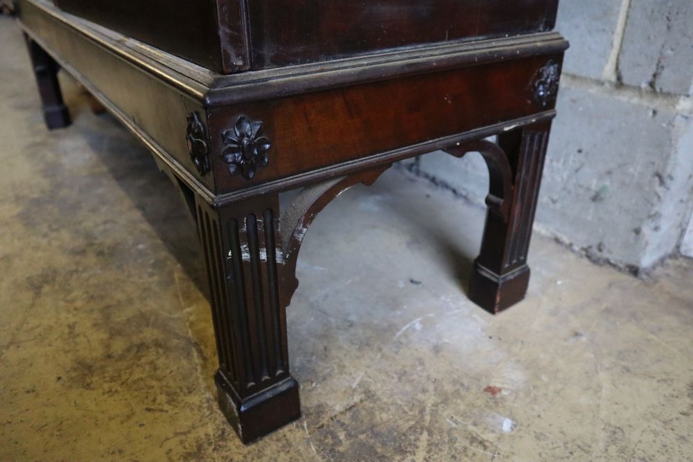 A George III style mahogany bookcase, width 118cm, depth 39cm, height 185cm - Image 4 of 4