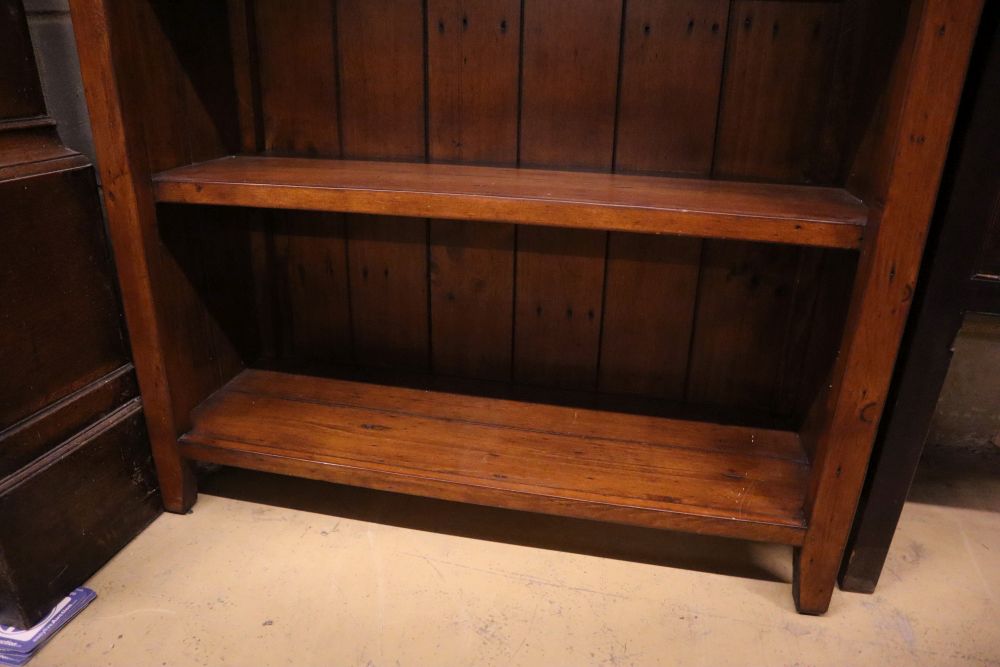 A modern stained pine open shelved bookcase, width 98cm depth 33cm height 198cm - Image 3 of 3