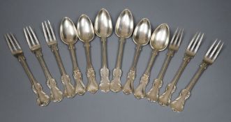 A set of six mid 19th century Russian 84 zolotnik sweetmeat forks and six similar Russian teaspoons,