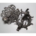 An 18th century elaborate cast iron door knocker, and back plate, 22cm