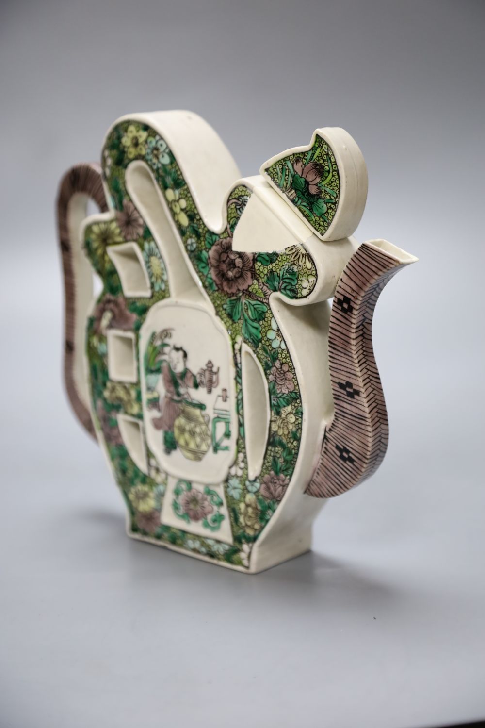 A Chinese enamelled biscuit "Fu" wine pot, Kangxi mark, late 19th century, height 19cmCONDITION: - Image 2 of 3