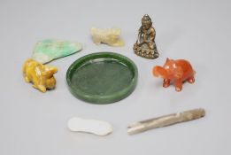 Assorted Chinese small hardstone, bronze etc. items