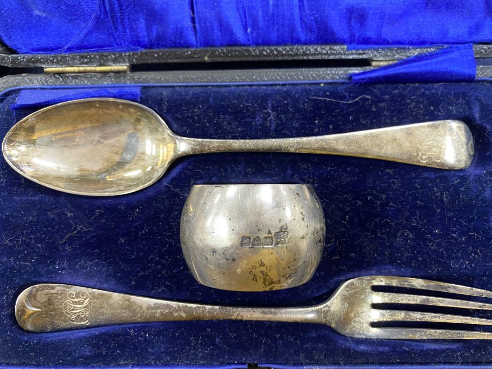 A cased Edwardian silver christening trio, Chester, 1908/09 and a cased set of six silver - Image 3 of 3