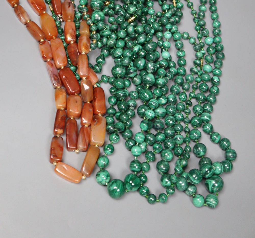 Nine assorted single strand malachite bead necklaces, one with gilt metal spacers and two agate - Image 2 of 2