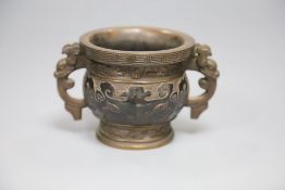 A Chinese bronze gui censer, mark on base, height 8cm