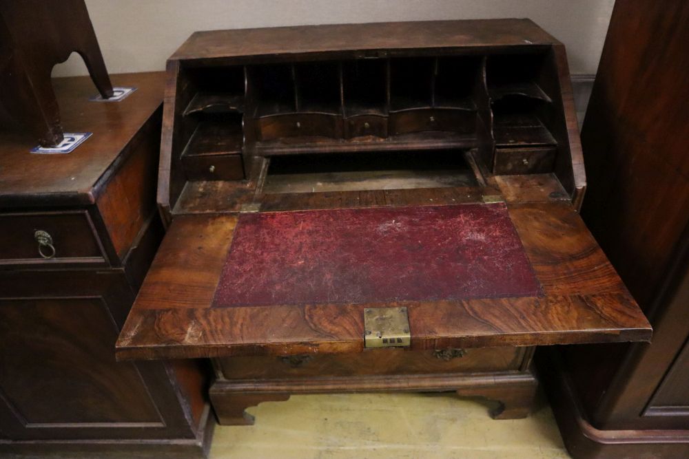 An early 18th century walnut bureau, width 91cm depth 54cm height 98cm - Image 2 of 3