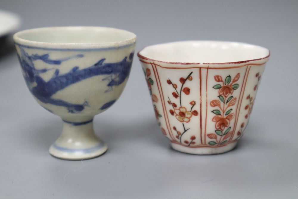 An Arita Dutch decorated saucer, 17th century, a Chinese Dehua Dutch decorated wine cup and a - Image 2 of 4