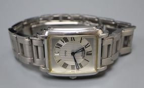 A gentleman's modern stainless steel Raymond Weil Saxo quartz wrist watch, no box or paperwork.