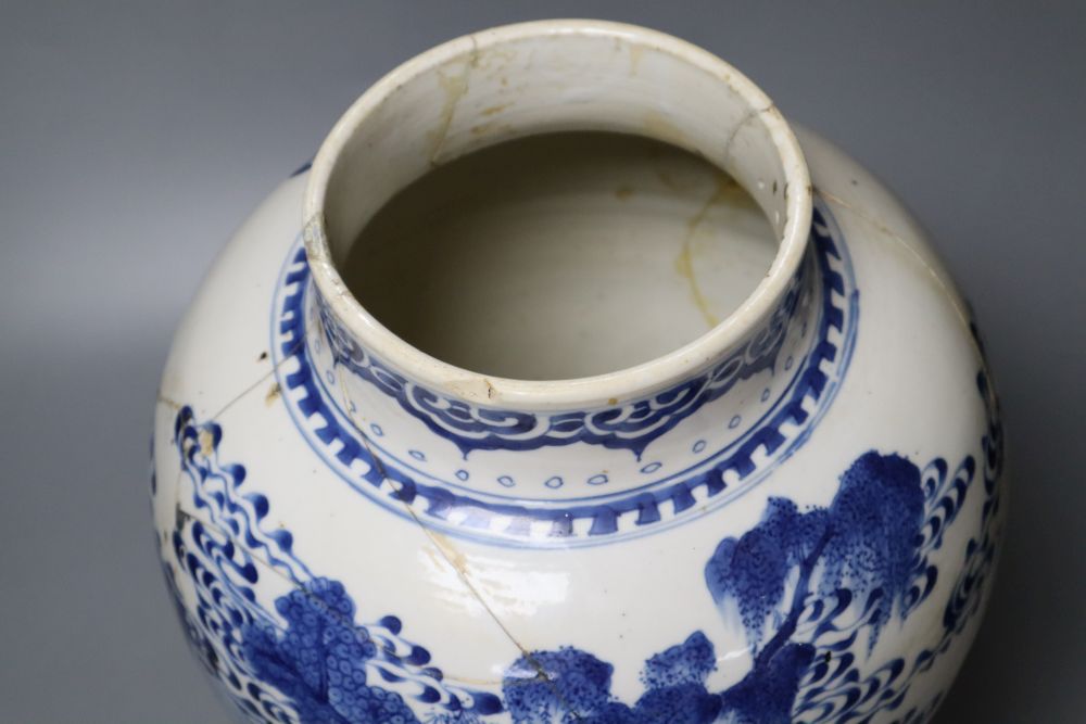 A Chinese Kangxi period blue and white baluster vase, repaired, 35cm - Image 5 of 6