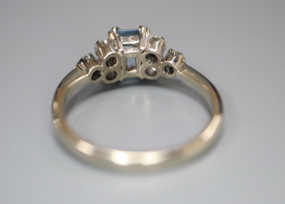 An 18ct white metal, aquamarine and diamond cluster dress ring, size P/Q, gross 3.7 grams. - Image 3 of 3