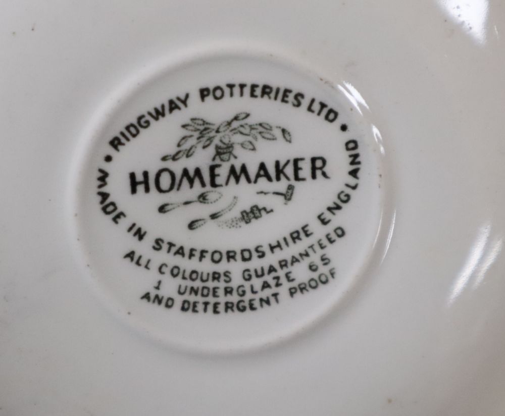 A collection of Ridgway, Midwinter and other tablewares, including Ridgway 'Homemaker' (36 - Image 8 of 8