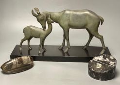 An Art Deco-style spelter deer group on slate plinth, 45cm, a mineral menu holder and a further