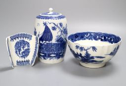 A Caughley Fisherman pattern tea caddy and asparagus holder and a Pagoda pattern sugar bowl, c.