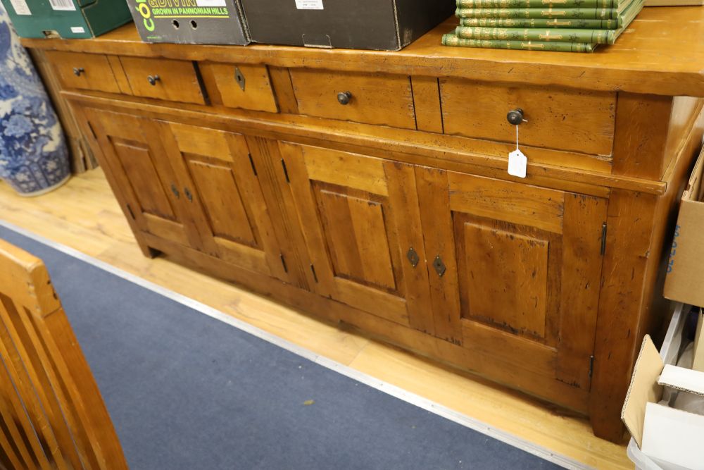 A French provincial dining suite, comprising a draw leaf table, six chairs, a bench, a sideboard and - Image 7 of 7