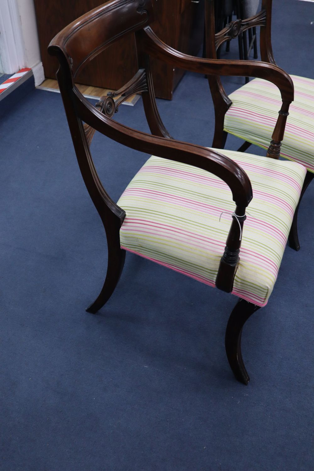 A set of eight Regency style mahogany dining chairs (six plus two) - Image 4 of 4