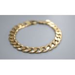 A 9ct gold curb-link bracelet with trigger clasp, 20cm, 30g.CONDITION: Overall condition is good