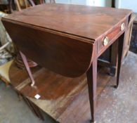 A George III mahogany Pembroke table, width 79cm depth 48cm height 70cm