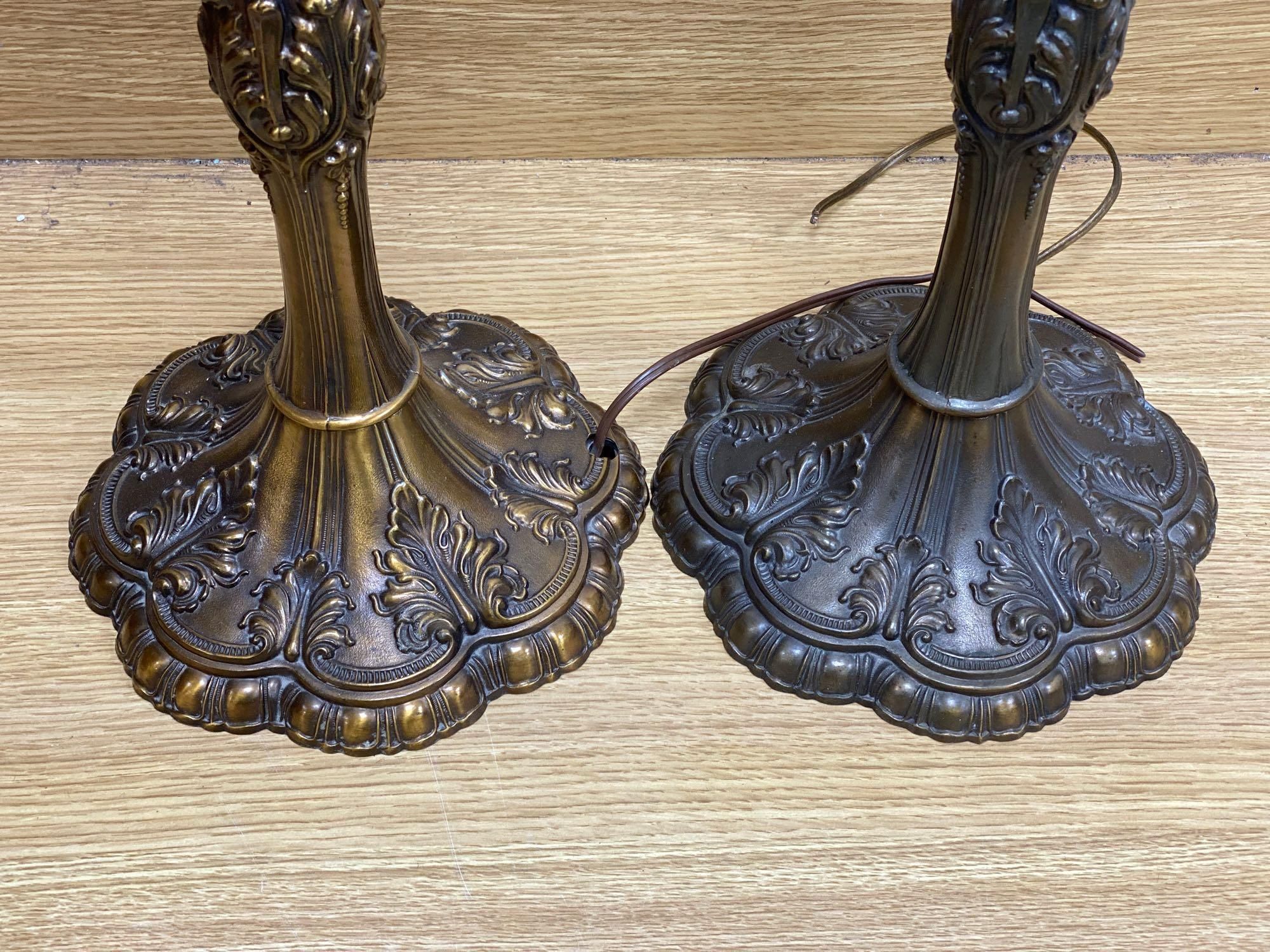 A pair of brass Art Nouveau style lamps - Image 2 of 5