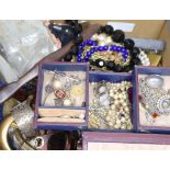 A mixed quantity of assorted items including mainly costume jewellery, silver bar brooch, 800 and