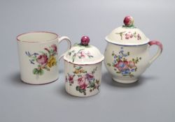 A Mennecy custard cup and cover, a toilet pot and cover and a coffee can, c.1760, 6 - 9cm high