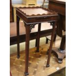 A George III mahogany kettle stand, width 30cm, depth 30cm, height 63cm