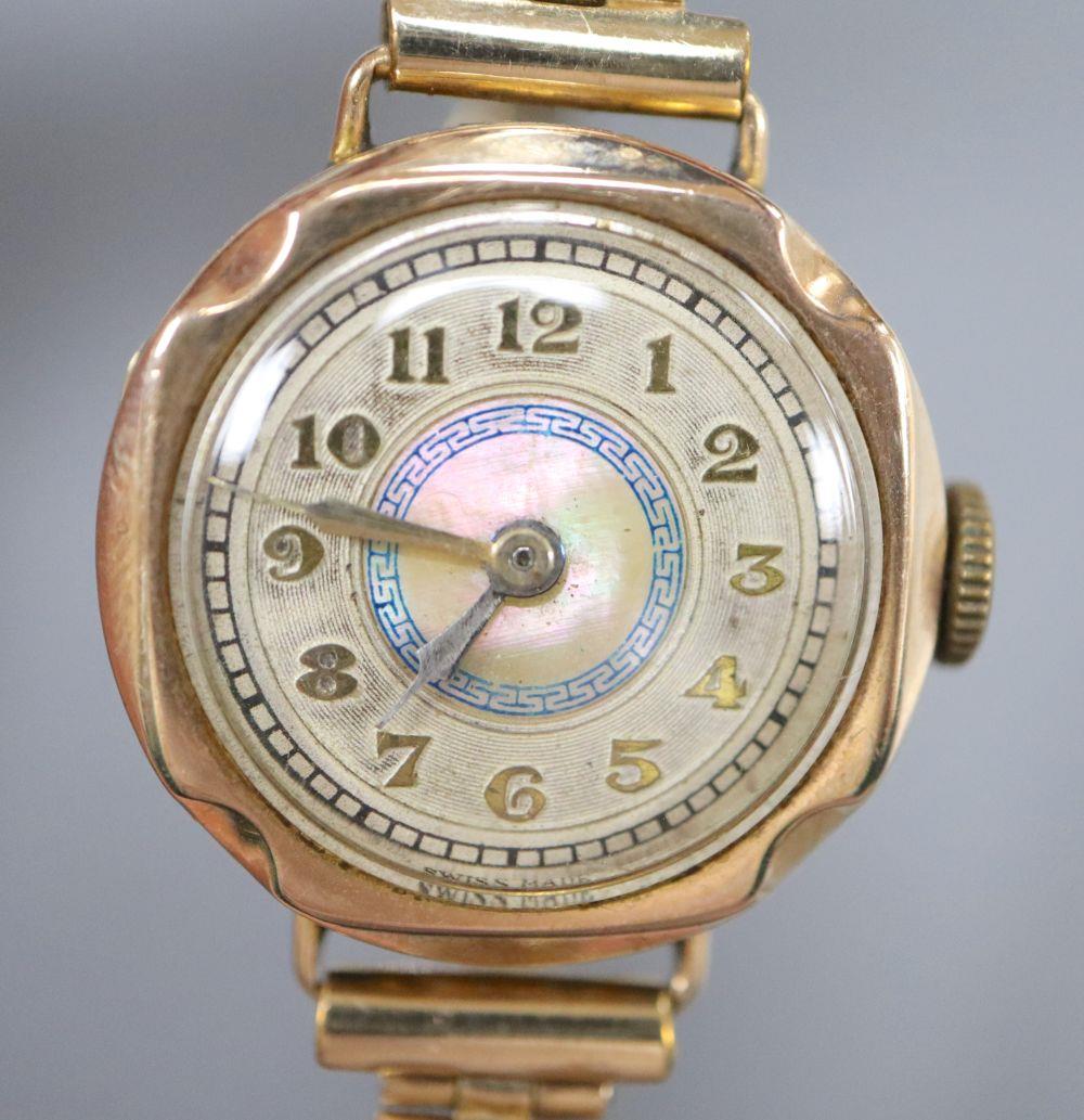 A lady's 9ct gold cased wristwatch, with gilt metal expanding strap, case diameter 24mm ex. crown,