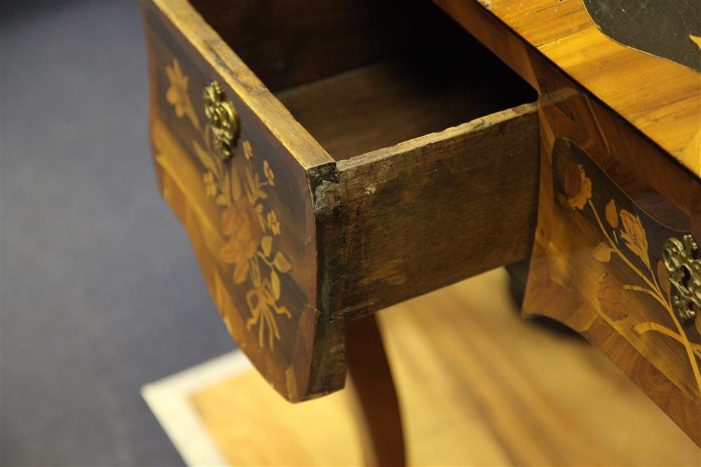 A German rococo marquetry bureau de dame, c.1765, in the manner of the Spindle Brothers, the fall - Image 8 of 10