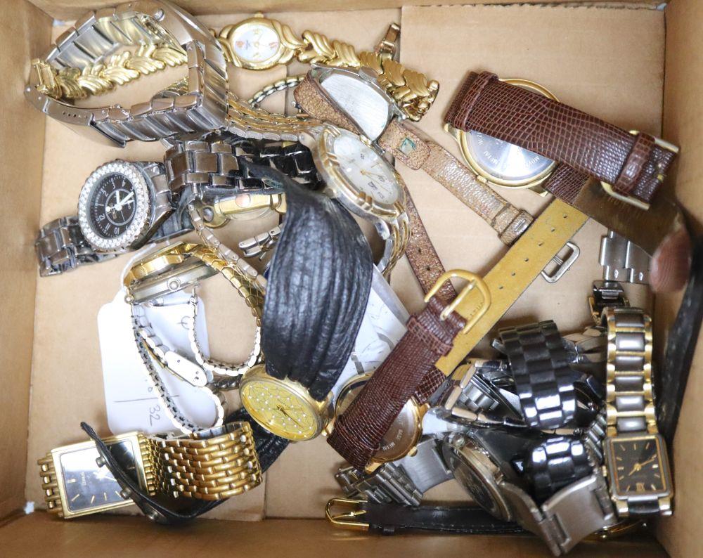 A collection of vintage and fashion ladies' wristwatches, including Sekonda, Pulsar, Black Hills - Image 6 of 6