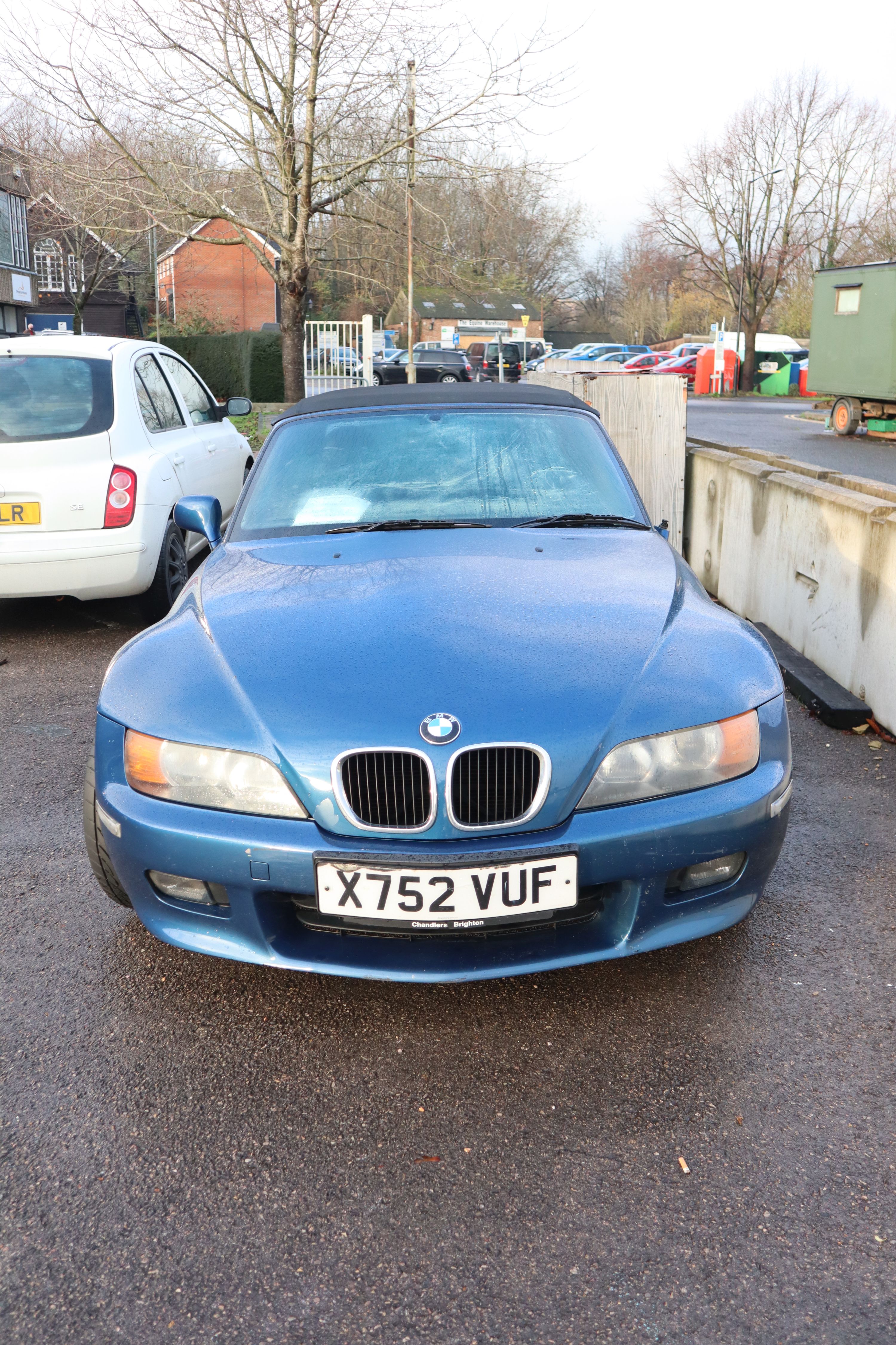 BMW Z3, registered Oct 2000, 187,950 miles, MOT expired 18.11.2020. To be sold without reserve, NO - Image 5 of 14