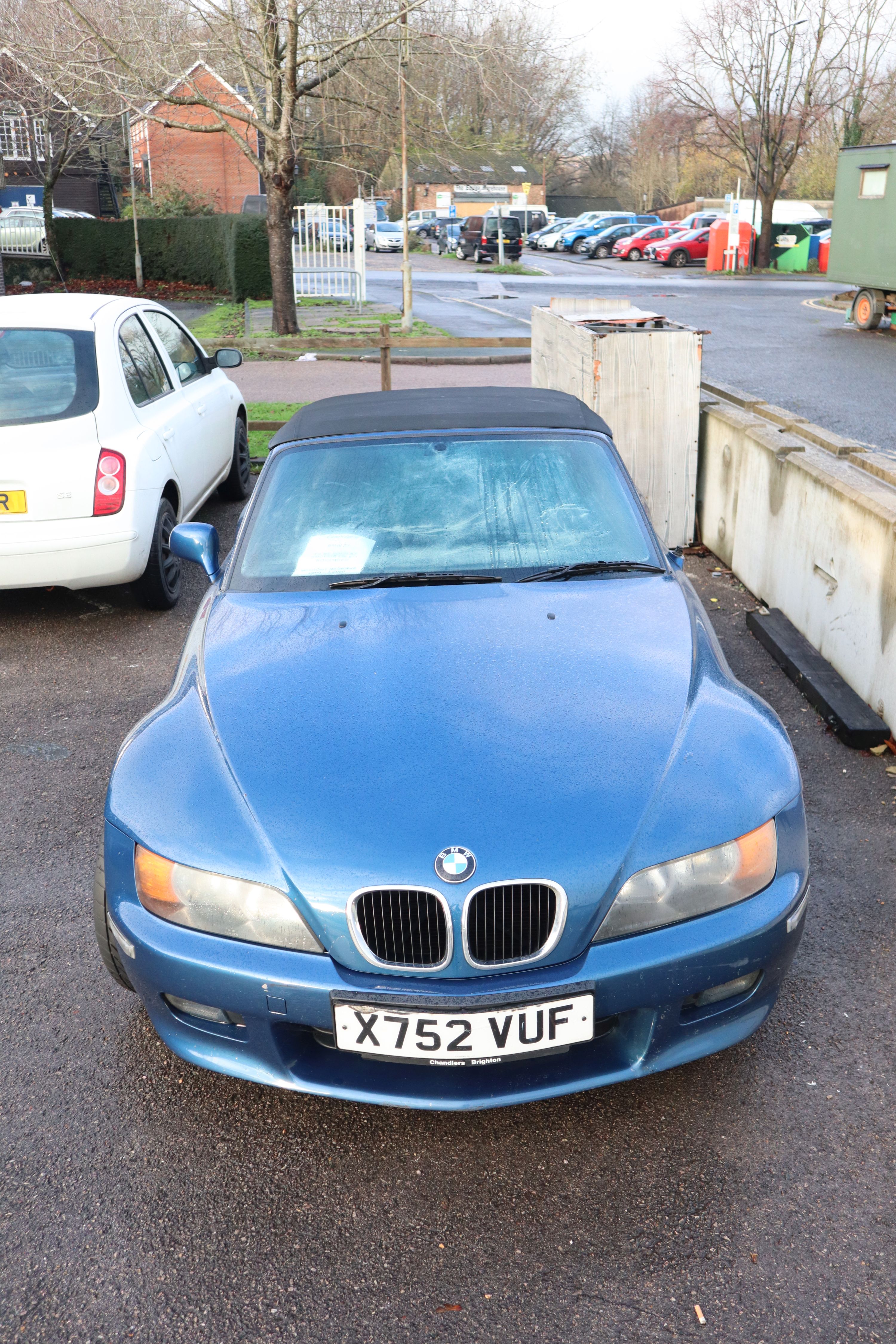 BMW Z3, registered Oct 2000, 187,950 miles, MOT expired 18.11.2020. To be sold without reserve, NO - Image 6 of 14