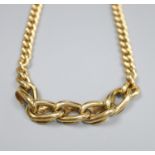 A 375 yellow metal hollow link necklace, 39cm, 15.2 grams.