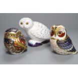 Three Royal Crown Derby owl paperweights, longest 15cmCONDITION: Good condition throughout. All
