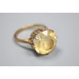 A 9ct and citrine set oval dress ring, size K, gross 2.9 grams,