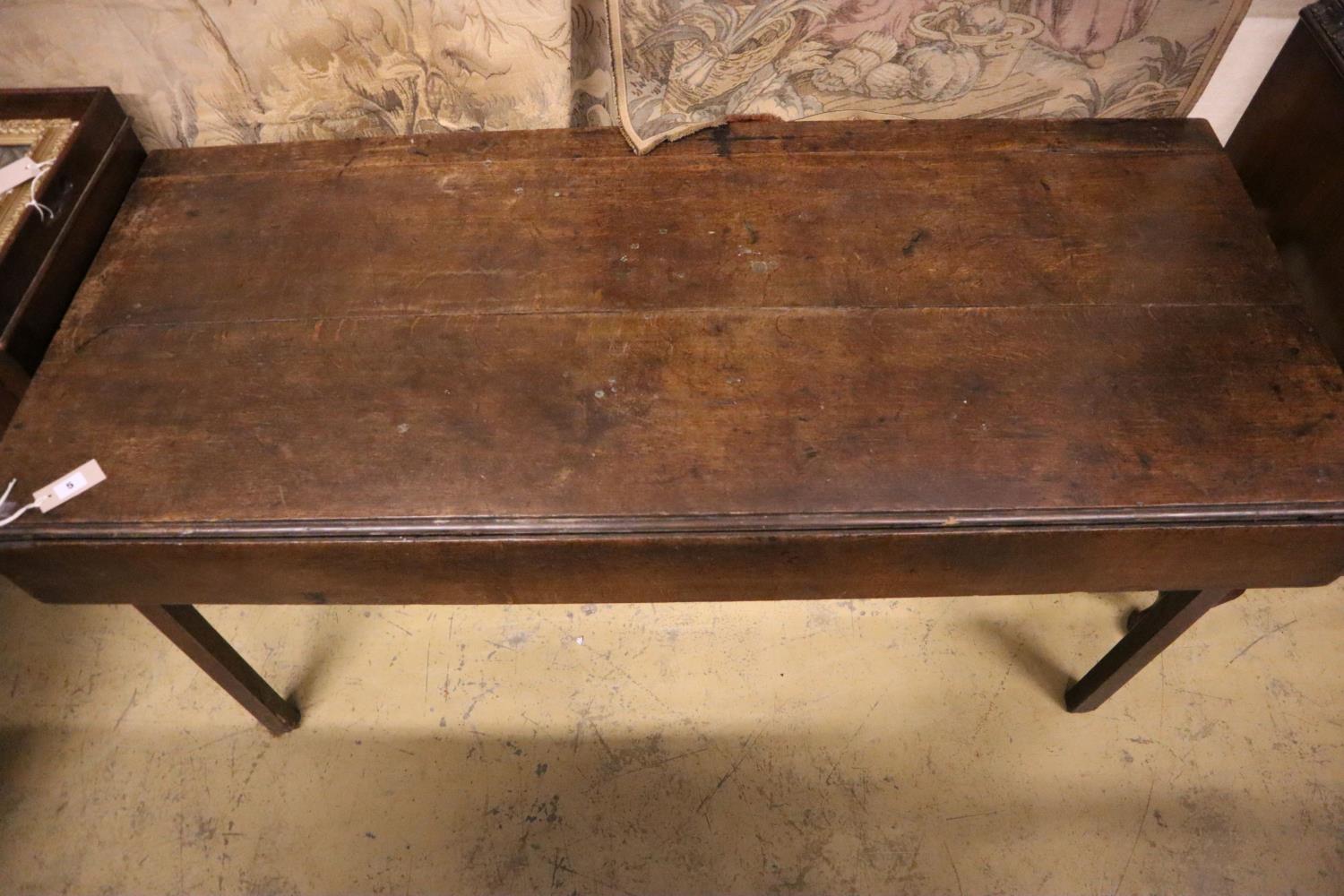 An 18th century provincial oak drop flap dining table, width 155cm, depth 66cm, height 71cm - Image 2 of 3