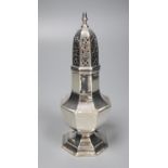 A George V silver octagonal sugar caster, Chester, 1915, 18.5cm, 3oz.