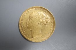 A Victoria 1880 gold sovereign, Melbourne mint.